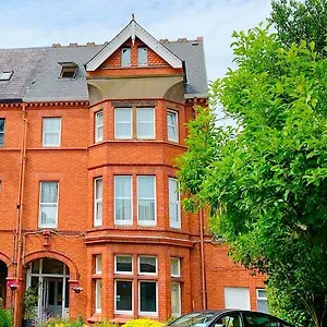 https://redclyffe-guesthouse.hotel-killarney.com