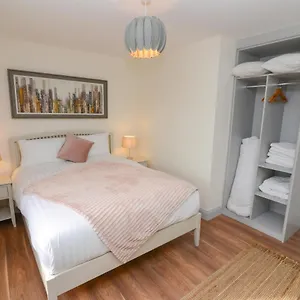 https://lodge-at-the-old-barracks-athenry.galwayhotelsireland.net